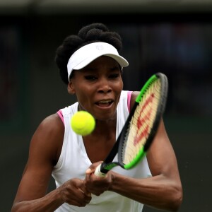 Venus Williams lors de son match (qu'elle a remporté) contre la Belge Elise Mertens, première journée du tournoi de Wimbledon, le 3 juillet 2017.