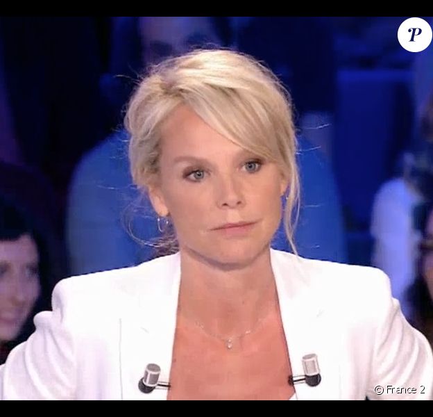 Vanessa Burggraf dans "On n'est pas couché" sur France 2 le 20 mai 2017.