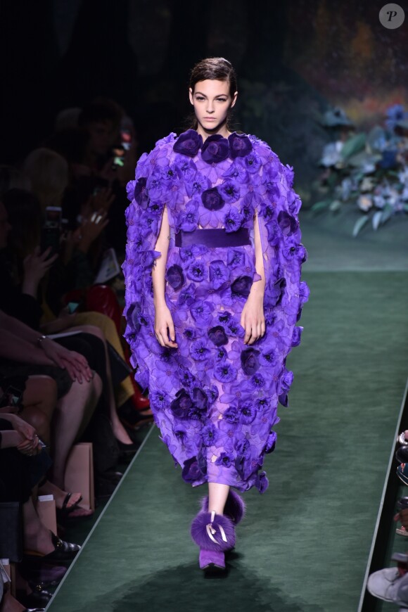 Défilé Fendi, collection Haute Fourrure automne-hiver 2017-2018 au Théâtre des Champs-Élysées. Paris, le 5 juillet 2017.