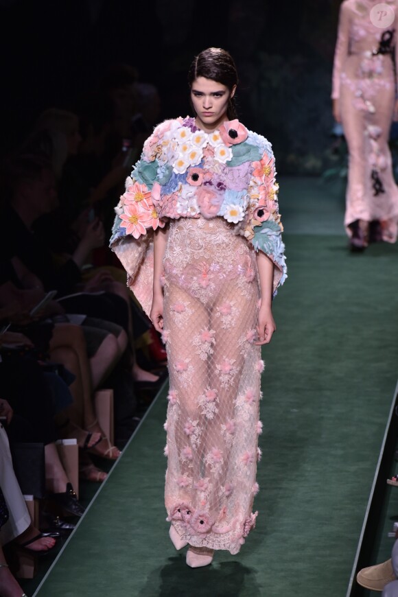 Défilé Fendi, collection Haute Fourrure automne-hiver 2017-2018 au Théâtre des Champs-Élysées. Paris, le 5 juillet 2017.
