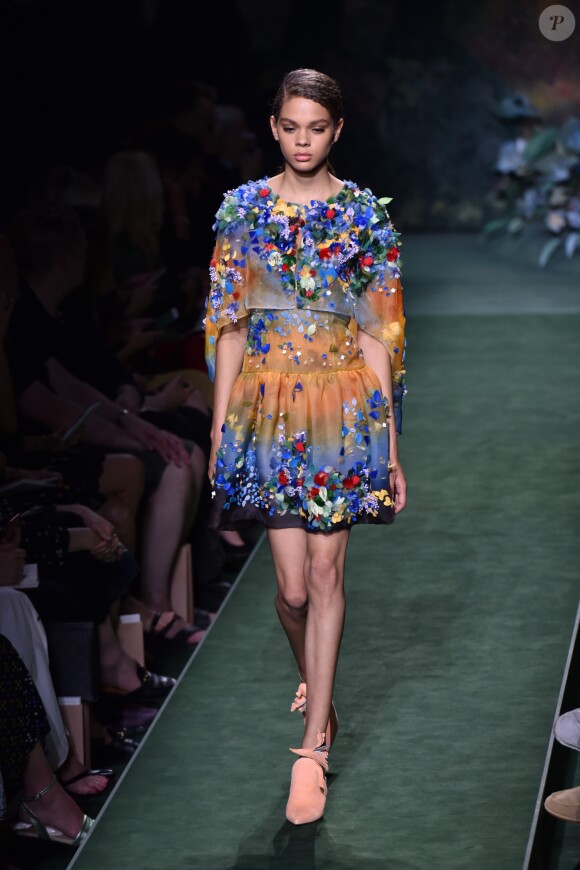 Défilé Fendi, collection Haute Fourrure automne-hiver 2017-2018 au Théâtre des Champs-Élysées. Paris, le 5 juillet 2017.