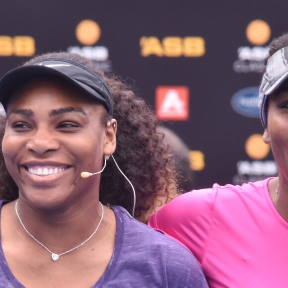 Serena et sa soeur Venus Williams - Match de tennis caritatif à Auckland en Nouvelle-Zélande le 1 er janvier 2017