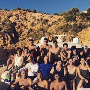 Luca Zidane partage une grande photo de famille sur Instagram, lors de vacances à Ibiza. Juillet 2017.