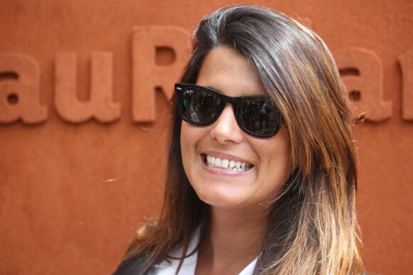 Karine Ferri dans les tribunes lors du Tournoi de Roland-Garros (les Internationaux de France de tennis) à Paris, le 27 mai 2016. © Cyril Moreau/Bestimage