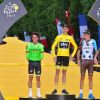 Romain Bardet est monté sur la troisième marche du podium du Tour de France 2017, derrière Christopher Froome et Rigoberto Uran, à l'issue de l'arrivée sur les Champs-Elysées à Paris le 23 juillet 2017. © Giancarlo Gorassini/Bestimage