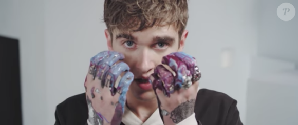 Gabriel-Kane Day-Lewis dans son clip "Ink In My Veins", publié le 23 juillet 2017