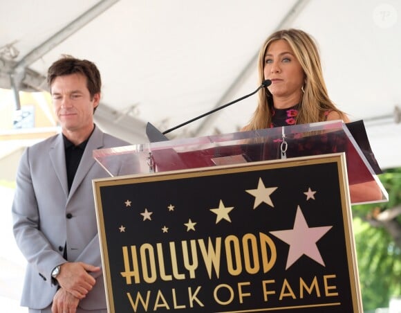 Jason Bateman et Jennifer Aniston - Jason Bateman reçoit son étoile sur le Walk of Fame à Hollywood, le 26 juillet 2017