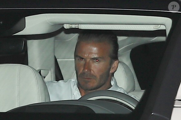 David et Victoria Beckham sont allés dîner avec Eva Longoria et José Baston au restaurant Giorgio Baldi à Santa Monica le 29 juillet 2017. À leur sortie ils se sont cachés des photographes.