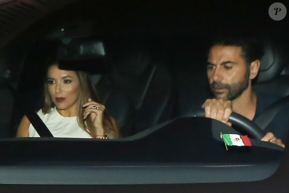 Eva Longoria et son mari José Baston arrivent au restaurant Giorgio Baldi à Santa Monica le 29 Juillet 2017