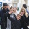Semi-exclusif - L'acteur Patrick Dempsey, sa femme Jillian Fink, ses enfants Tallula, Darby et Sullivan se promènent dans les rues de Paris après voir visité les catacombes le 22 février 2017.