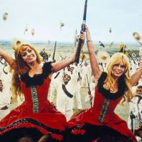 Brigitte Bardot parle de Jeanne Moreau : Rivales mais amies "comme deux soeurs"