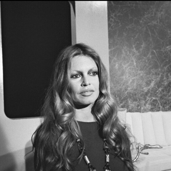 Brigitte Bardot à Paris (non daté)