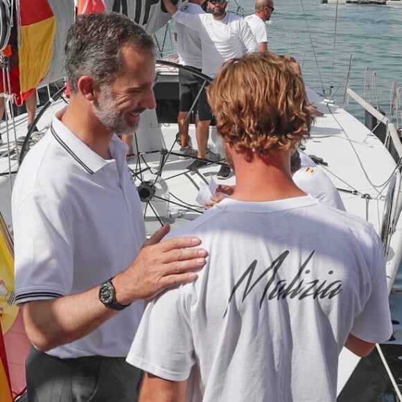 Pierre Casiraghi est venu saluer le roi Felipe VI d'Espagne le 3 août 2017 lors de la 36e Copa del Rey à Palma de Majorque.