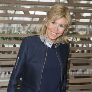 Brigitte Macron - People en Backstage et Front Raw du défilé de mode prêt-à-porter automne-hiver 2016/2017 "Vuitton" à Paris le 9 mars 2016. © Olivier Borde/Bestimage 