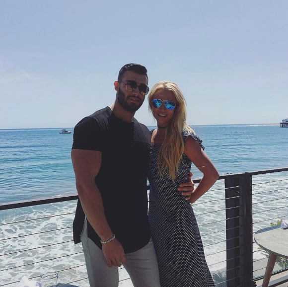 Britney Spears et son chéri Sam Asghari à Malibu - Photo publiée sur Instagram au mois d'avril 2017