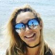 Emilie Nef Naf (Secret Story 3) s'éclate en Grèce, sur l'île de Paros, en compagnie de son ex le basketteur Bruno Cerella.