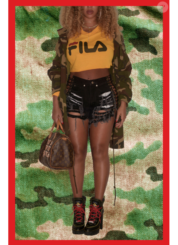 Beyoncé sur une photo publiée sur son site internet le 9 août 2017. Deux mois après la naissance de ses jumeaux, la chanteuse affiche fièrement sa silhouette post-grossesse.