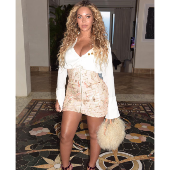 Beyoncé révélant ses formes post-grossesse le 14 juillet 2017