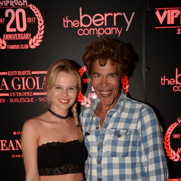 Exclusif - Igor Bogdanov (Bogdanoff) et sa compagne Julie Jardon - Soirée Eleven Paris au VIP Room à Saint-Tropez, Côte d'Azur, France, le 15 août 2017. © Rachid Bellak/Bestimage