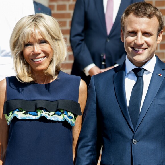 Le président de la République française Emmanuel Macron et sa femme la Première dame Brigitte Macron (Trogneux) ont été reçus par son homologue de Bulgarie Rumen Radev et sa femme la Première dame Desislava Radeva au palais Euxinograd à Varna, Bulgarie, le 25 août 2017. © Pierre Perusseau/Bestimage