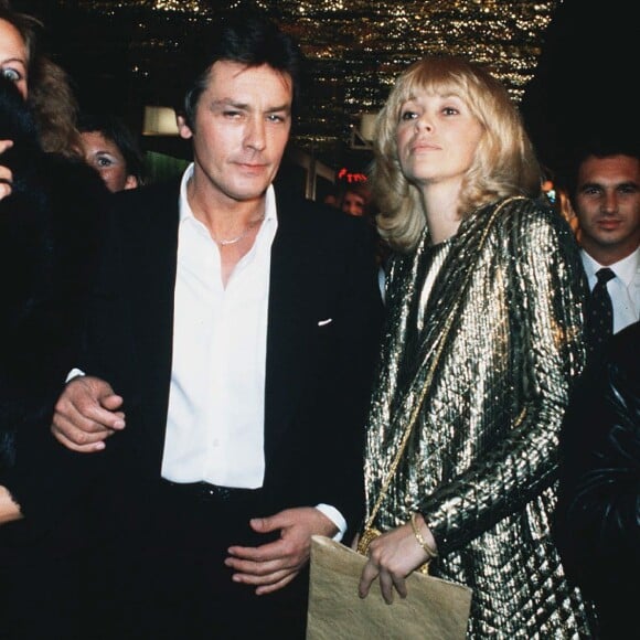 Mireille Darc et Alain Delon en 1980