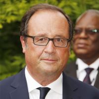 François Hollande : "Bouleversé" par la mort de son frère...
