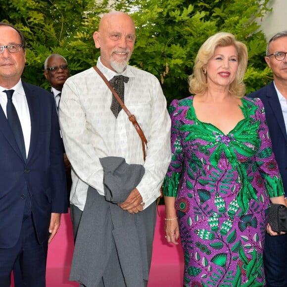 Claire Chazal (jury), François Hollande (ancien président de la République), John Malkovich (président jury), Dominique Ouattara (Première dame de Côte d'Ivoire) et Philippe Besson (jury) - 10ème festival du Film Francophone d'Angoulême à Angoulême, France, le 22 août 2017. © Coadic Guirec/Bestimage