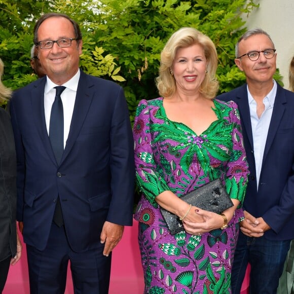 Claire Chazal (jury), François Hollande (ancien président de la République), Dominique Ouattara (Première dame de Côte d'Ivoire), Philippe Besson (jury) et Laura Smet (jury) - 10ème festival du Film Francophone d'Angoulême à Angoulême, France, le 22 août 2017. © Coadic Guirec/Bestimage