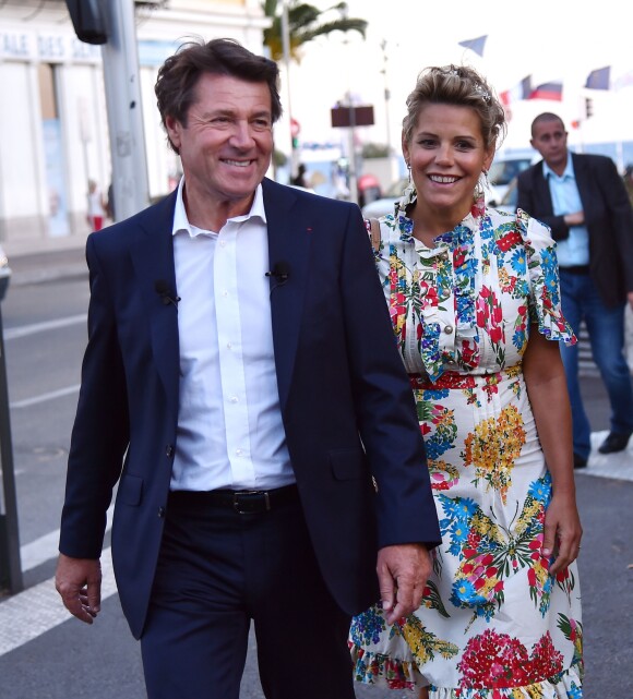 Christian Estrosi, le maire de Nice, et sa femme, Laura Tenoudji durant le traditionnel Lou Festin Nissart autour de Christian Estrosi organisé à Nice par l'association des Amis du Maire sur la Coulée Verte privatisée pour l'événement le 1er septembre 2017. Plus de 5000 personnes etaient présentes à ce rendez vous annuel niçois. Après les discours, place au repas Nissart avec en plat principal des raviolis à la daube. © Bruno Bebert/Bestimage01/09/2017 - Nice