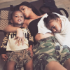 Photo de Kim Kardashian et ses enfants, Saint et North West. Août 2017.