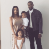 Photo de Kim Kardashian, Kanye West et leurs enfants, North et Saint. Avril 2017.