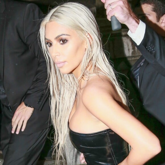 Kim Kardashian arrivant au défilé de mode Tom Ford lors de la Fashion week à New York, le 6 septembre 2017