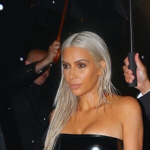 Kim Kardashian sortant du défilé de mode Tom Ford lors de la Fashion week à New York, le 6 septembre 2017