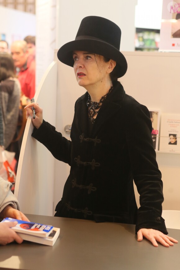 Amélie Nothomb au 37ème Salon du Livre à la Porte de Versailles à Paris, le 24 mars 2017. © CVS/Bestimage