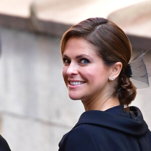 La princesse Madeleine de Suède, enceinte, lors de la session d'ouverture du Parlement à Stockholm le 12 septembre 2017.