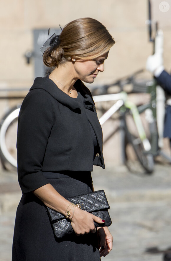 La princesse Madeleine de Suède, enceinte, lors de la session d'ouverture du Parlement à Stockholm le 12 septembre 2017.