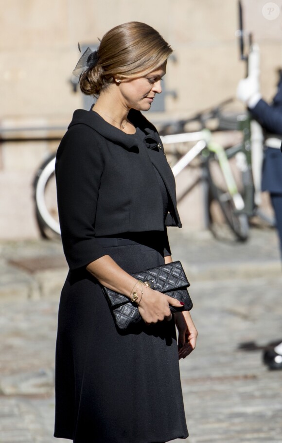 La princesse Madeleine de Suède, enceinte, lors de la session d'ouverture du Parlement à Stockholm le 12 septembre 2017.