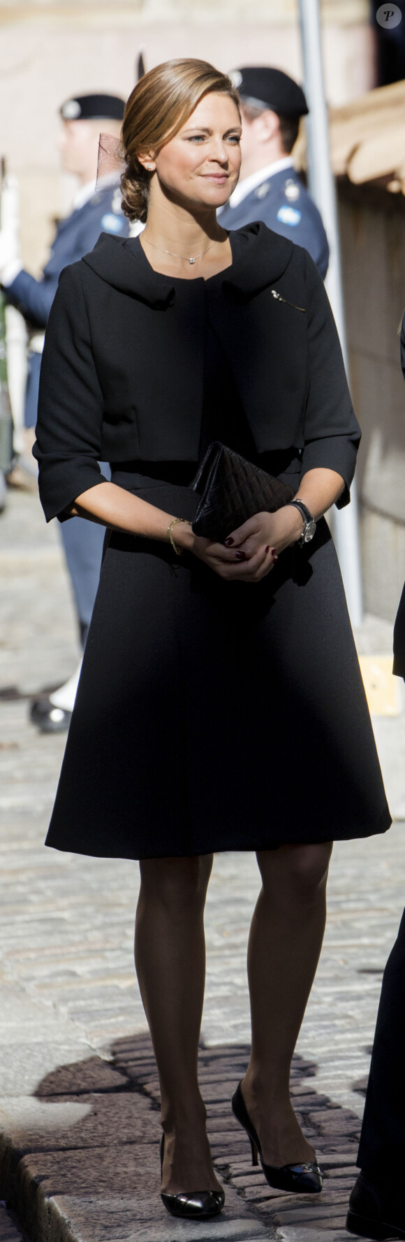 La princesse Madeleine de Suède, enceinte, lors de la session d'ouverture du Parlement à Stockholm le 12 septembre 2017.