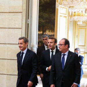 Nicolas Sarkozy et Francois Hollande et Emmanuel Macron lors de la réception des acteurs de la candidature de Paris aux Jeux Olympiques et Paralympiques de 2024 au palais de l'Elysée à Paris le 15 septembre 2017. © Hamilton / Pool / Bestimage