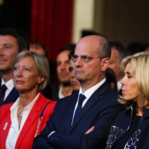 Brigitte Macron, Nicolas Sarkozy et Francois Hollande lors de la réception des acteurs de la candidature de Paris aux Jeux Olympiques et Paralympiques de 2024 au palais de l'Elysée à Paris le 15 septembre 2017. © Hamilton / Pool / Bestimage