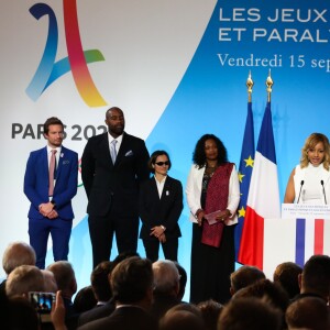 Estelle Mossely, Charles Rozoy, Sandrine Martinet, Laura Flessel-Colovic, Ministre des Sportsl et Teddy Riner lors de la réception des acteurs de la candidature de Paris aux Jeux Olympiques et Paralympiques de 2024 au palais de l'Elysée à Paris le 15 septembre 2017. © Hamilton / Pool / Bestimage Reception