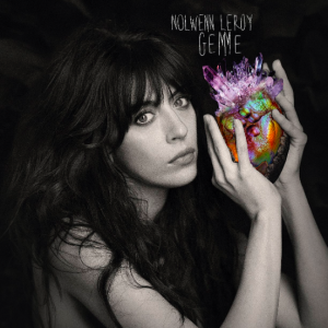 Nolwenn Leroy dévoile la pochette de son nouvel album, intitulé Gemme, dont la sortie est prévue pour le 1er septembre 2017.