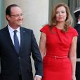 Francois Hollande et Valérie Trierweiler Paris le 7 mai 2013 - Dîner d'etat au Palais de l'Elysée en l'honneur de Mr Bronislaw Komorowski, Président de la République de Pologne.