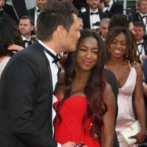 Vincent Cerutti et sa fiancée Hapsatou Sy à la montée des marches du film "D'Après Une Histoire Vraie" lors du 70ème Festival International du Film de Cannes, le 27 mai 2017. © Denis Guignebourg/Bestimage