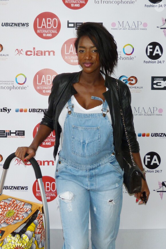 Hapsatou Sy (enceinte) - Photocall " 10 ans Labo International - Afro Fashion Remix " à Paris, le 11 juin 2016.