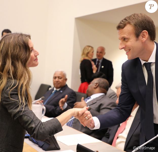 Le président de la République française Emmanuel Macron et Gisele Bündchen pendant une réunion de travail sur le pacte mondial pour l'environnement lors de la 72ème assemblée générale de l'organisation des Nations-Unis (ONU) à New York, le 20 septembre 2017. © Ludovic Marin/Pool/Bestimage