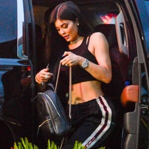 Kylie Jenner le 6 juin 2017 lors du tournage d'un clip à Miami, avec son compagnon Travis Scott.