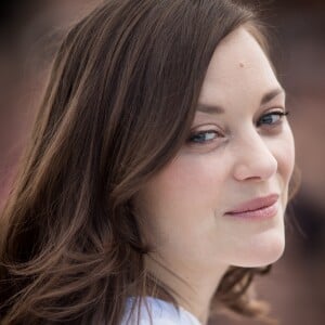 Marion Cotillard au photocall du film "Les Fantômes d'Ismaël" lors du 70e Festival International du Film de Cannes, le 17 mai 2017. © Cyril Moreau/Bestimage