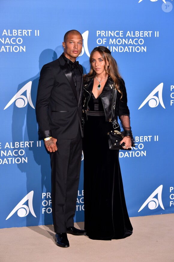 Jeremy Meeks et Chloe Green lors du 1er "Gala pour l'Océan de Monte-Carlo" sur les terrasses de l'Opéra à Monaco. Monaco, le 28 septembre 2017. © Bruno Bebert/Bestimage 