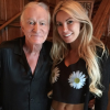Hugh Hefner et son épouse Crystal Harris sur une photo publiée sur Instagram en avril 2015